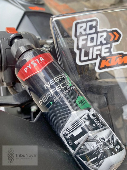 Renovador Platico Negro Perfecto 200ml PYSTA